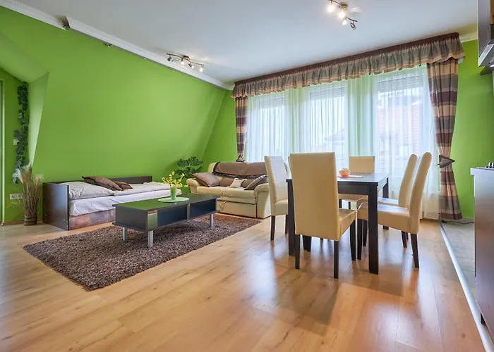Rosalie Apartman Hajduszoboszlo 7 Percre A Fuerdotol