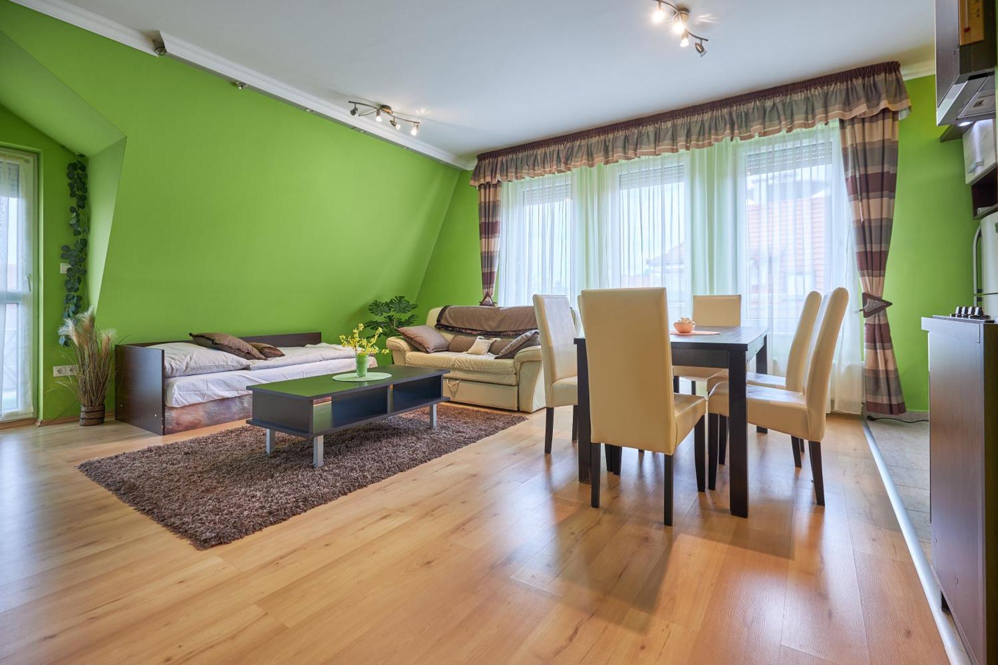 Apartament Rosalie 7 Percre A Fuerdotol Hajdúszoboszló