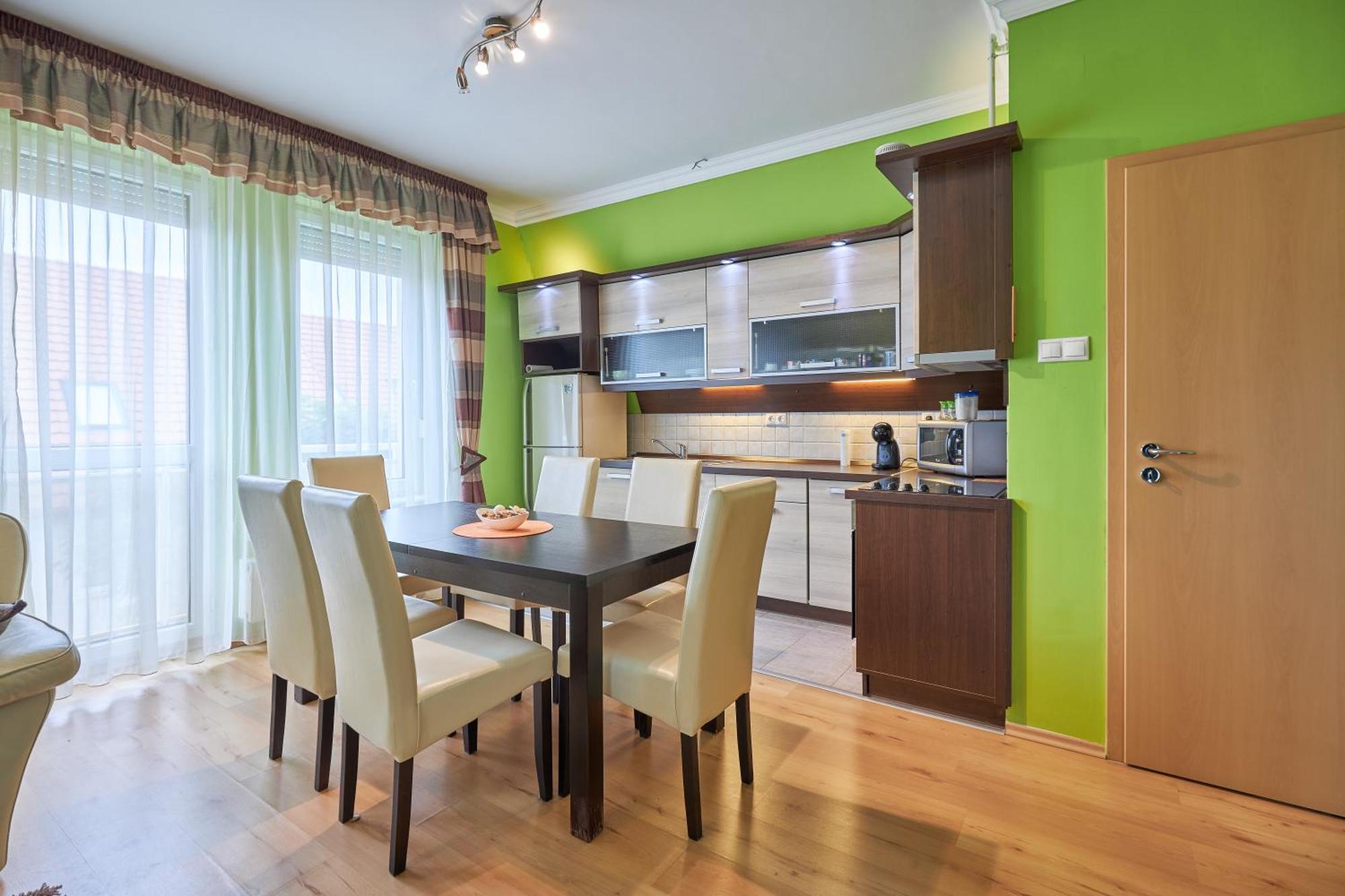 Apartament Rosalie 7 Percre A Fuerdotol Hajdúszoboszló